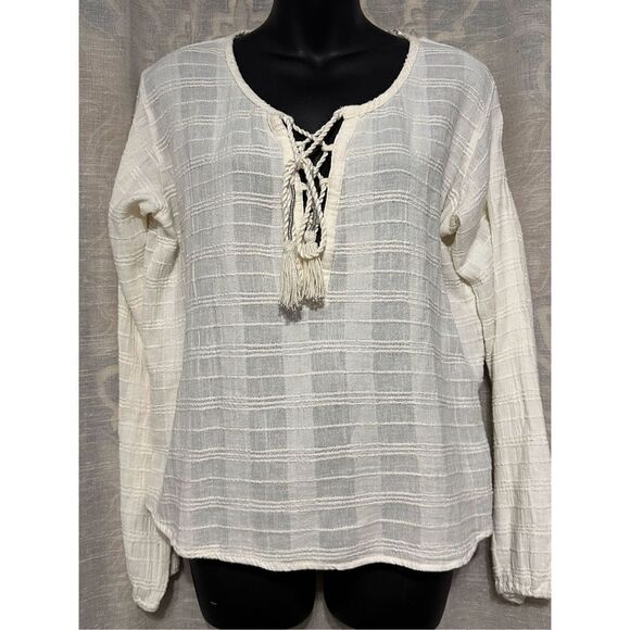 NEW WITH TAGS BEAUTIFUL WOMEN DEJAVU WHITE BLOUSE SIZE SMALL - Picture 1 of 9
